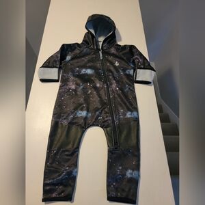 Excellent Condition.  Therm. All weather fleece onesie. Size 12-18m